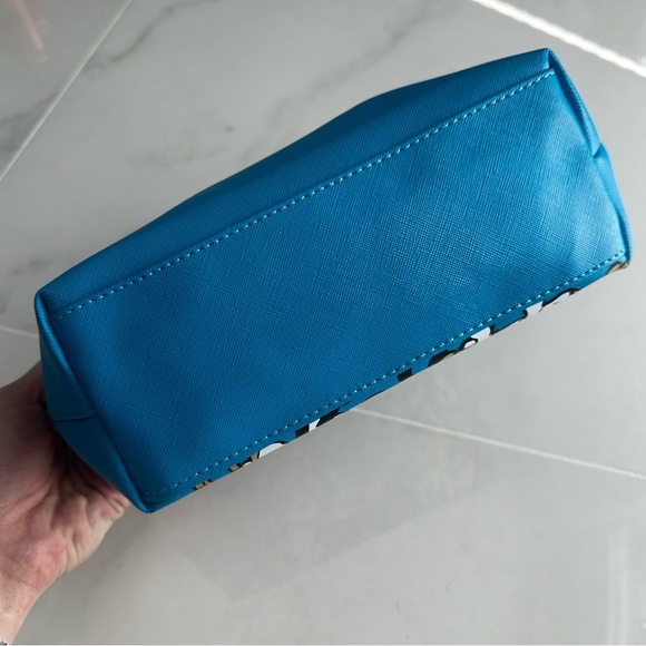 Marc Tetro Dog Print Blue Clutch Cosmetic Bag Large Pouch NWT - Picture 3 of 5